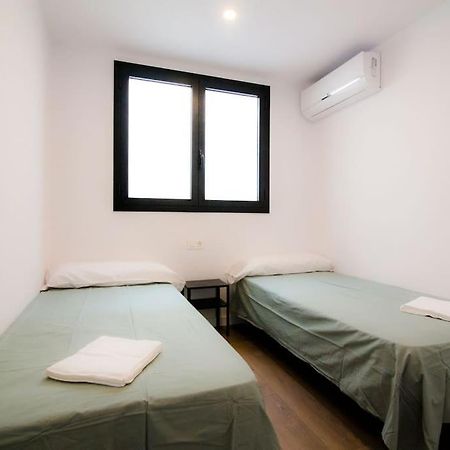 Atico Con Terraza En El Centro De Reus Apartment Екстериор снимка